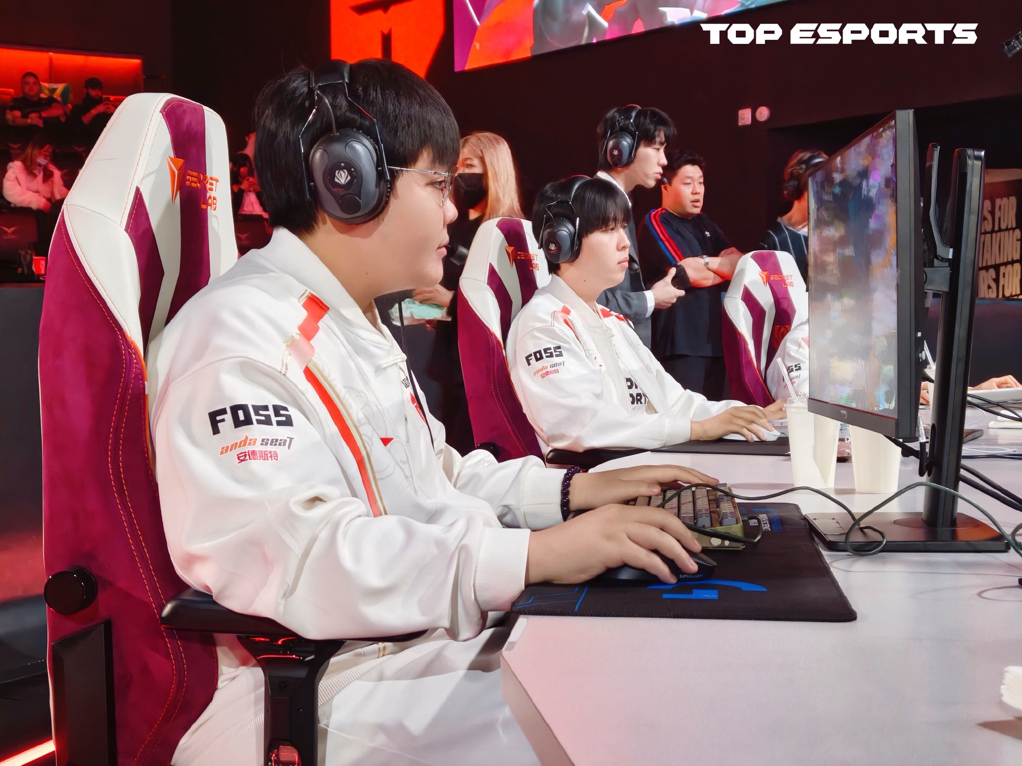 HLE绝地反击TES，Bwipo一己之力扛起全队的简单介绍