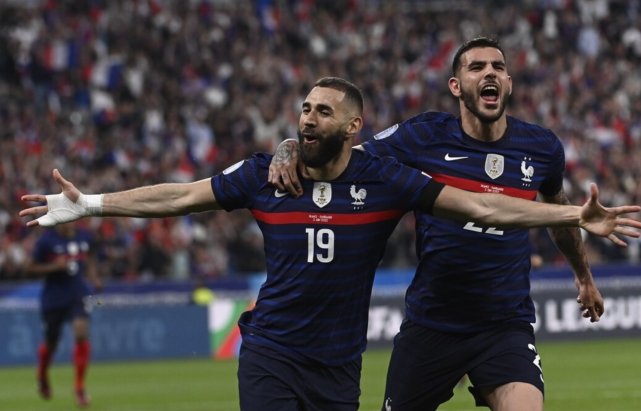 法国队绝杀日本队,波尔关键制胜 法国队绝杀日本队,波尔关键制胜