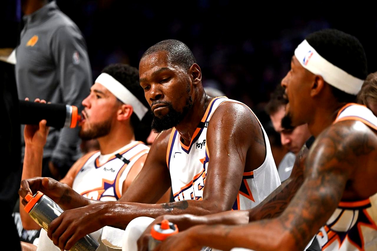 天津队逆转灰熊，欧文扛起全队