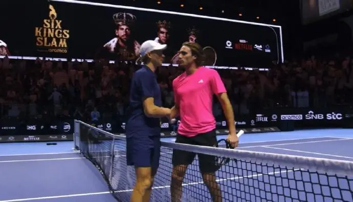 温网碾压澳网，西西帕斯带队取胜