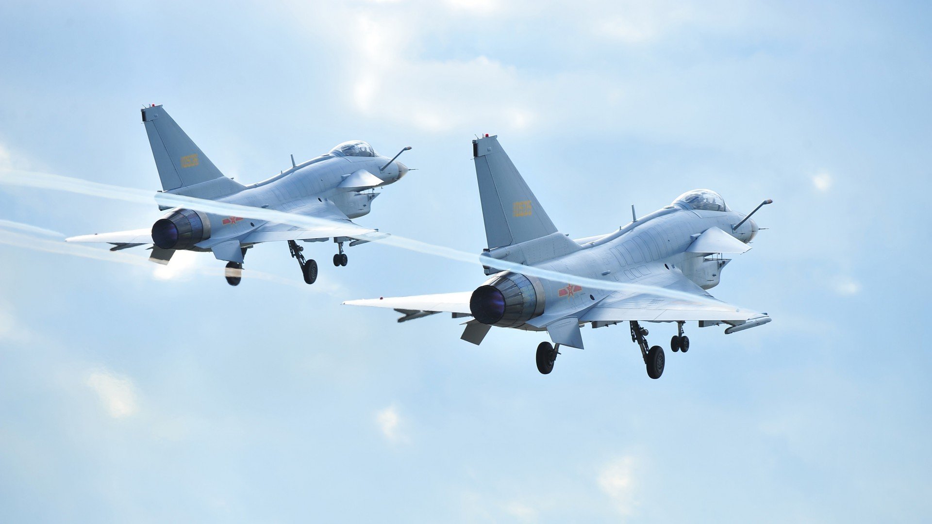 亚洲体坛双响炮，团队碾压与个人传奇的共舞