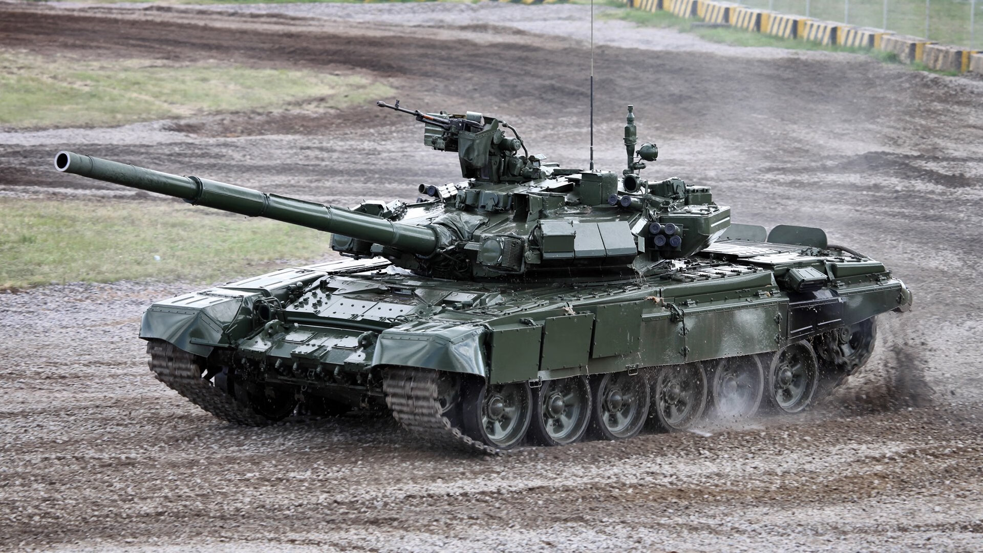 暗夜之刺，罗德里格在F1街道赛的王者博弈