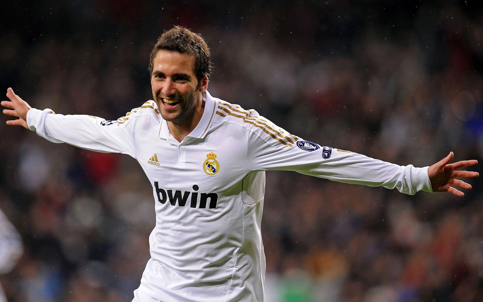 德甲争冠战之夜，罗德里心跳骤停第87分钟一锤定音