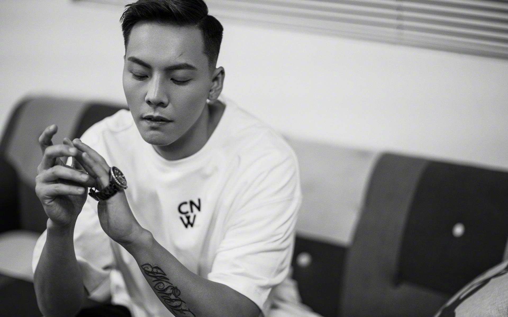 生死战之神！武切维奇西决狂澜接管，魔术碾压骑士晋级总决赛