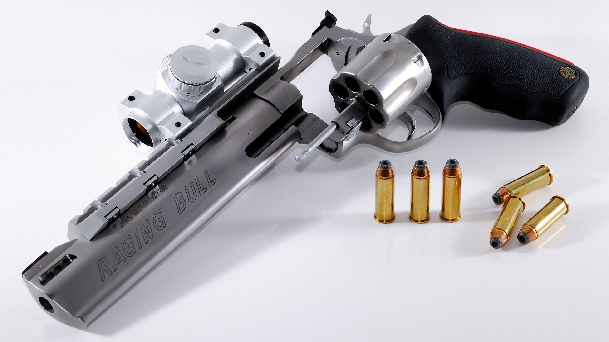 大舞台之王，保罗率火箭翱翔，以胜利回敬黄蜂