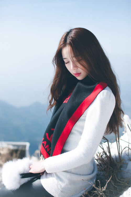 莫兰特关键5.2秒，从争议漩涡到救赎时刻，他证明为何是孟菲斯的王