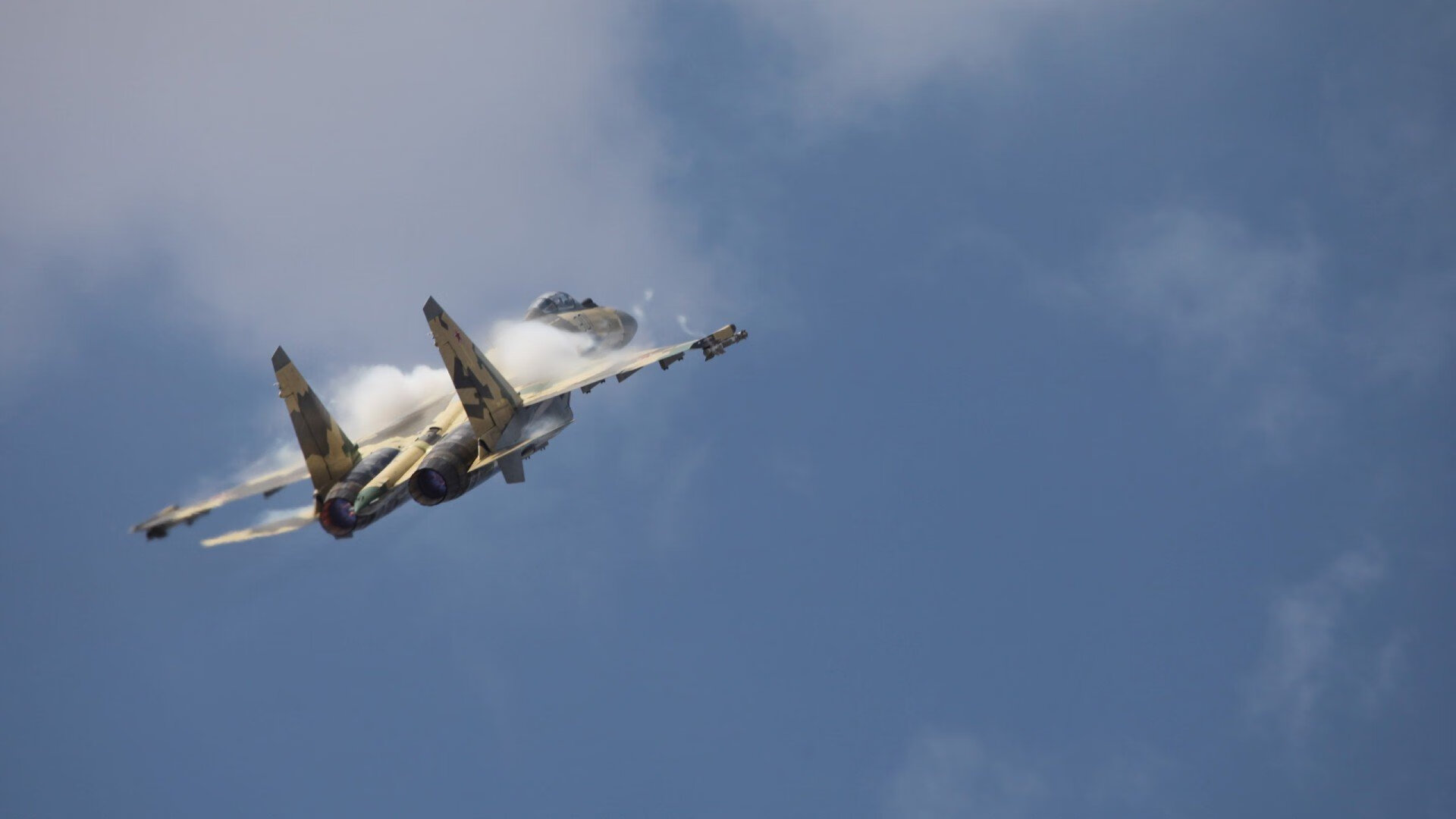 跨界争霸,步行者狂胜鹈鹕映照班凯罗F1赛场的接管艺术