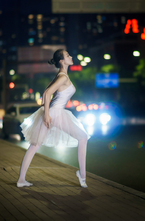 东方力量发威!CBA浙江队强压骑士,爱德华兹末节爆发成关键先生