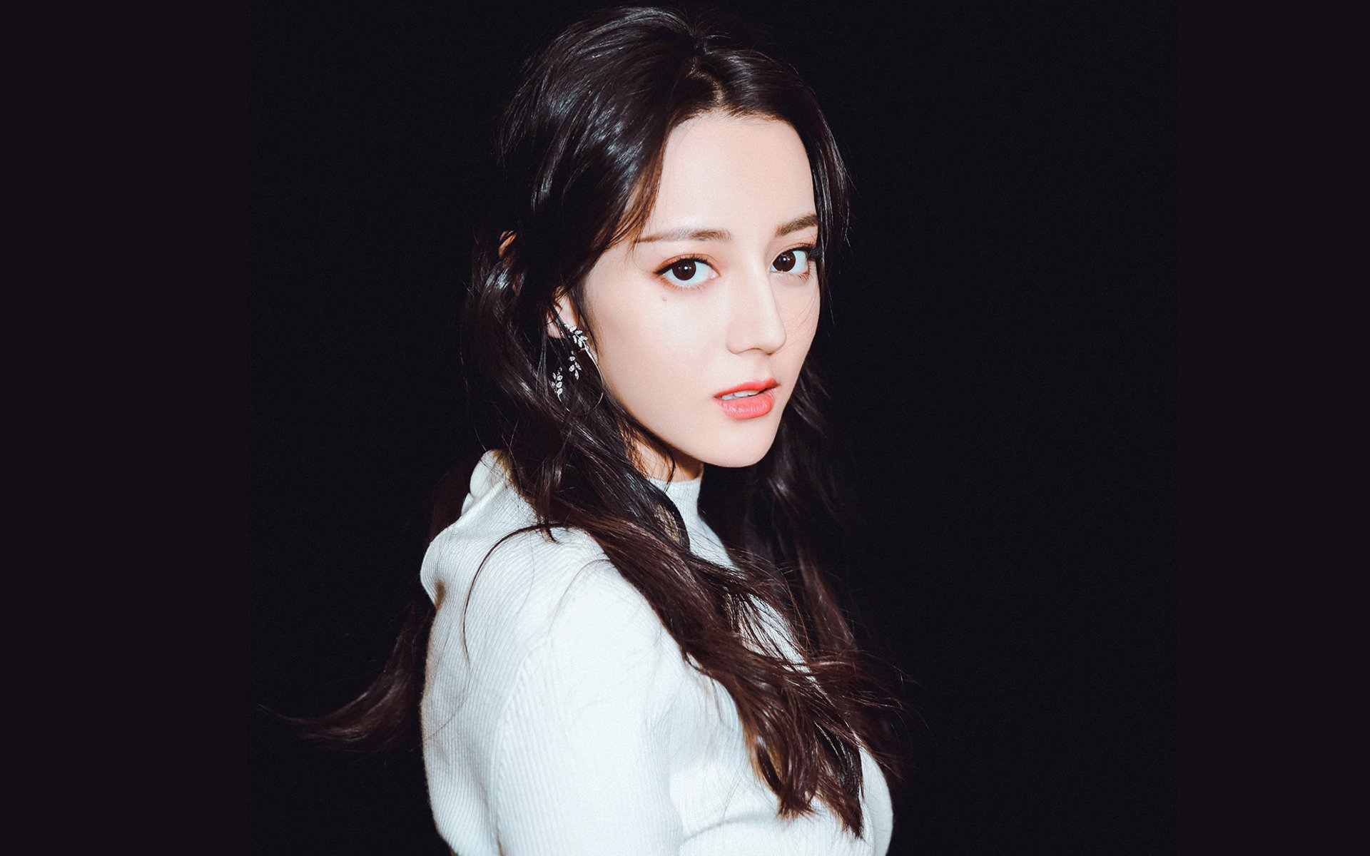 箭无虚发!贝恩贡献制胜表现,灰熊攻防一体稳稳蛰伏黄蜂